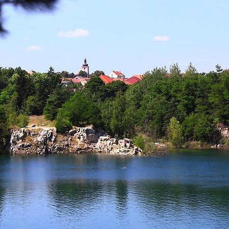 VÁŠ SKLEP - vinný sklep a penzion Znojmo Exterior foto