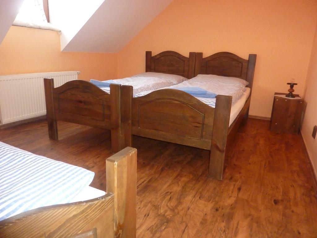 VÁŠ SKLEP - vinný sklep a penzion Znojmo Habitación foto